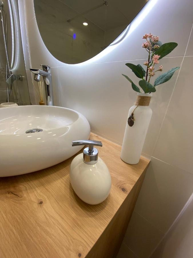 Apartamento El Mentiro Apartment Marbella Bagian luar foto